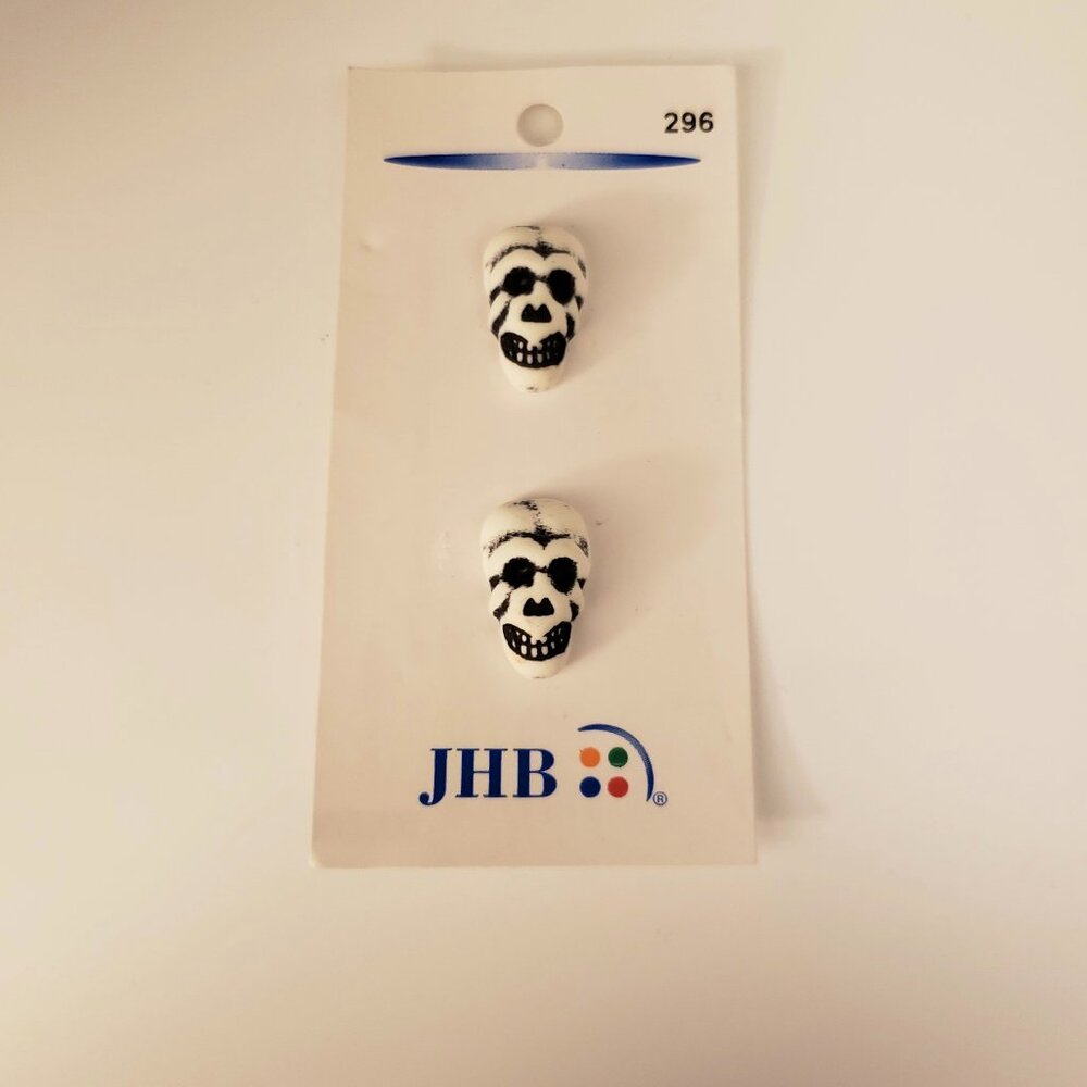 Pair of Skull Buttons JHB Black White Campy Cartoon Halloween Goth Sewing